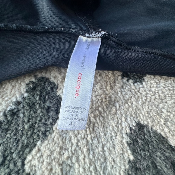 Cacique Slimming Slip With Built-In Bra (44) - Picture 4 of 8